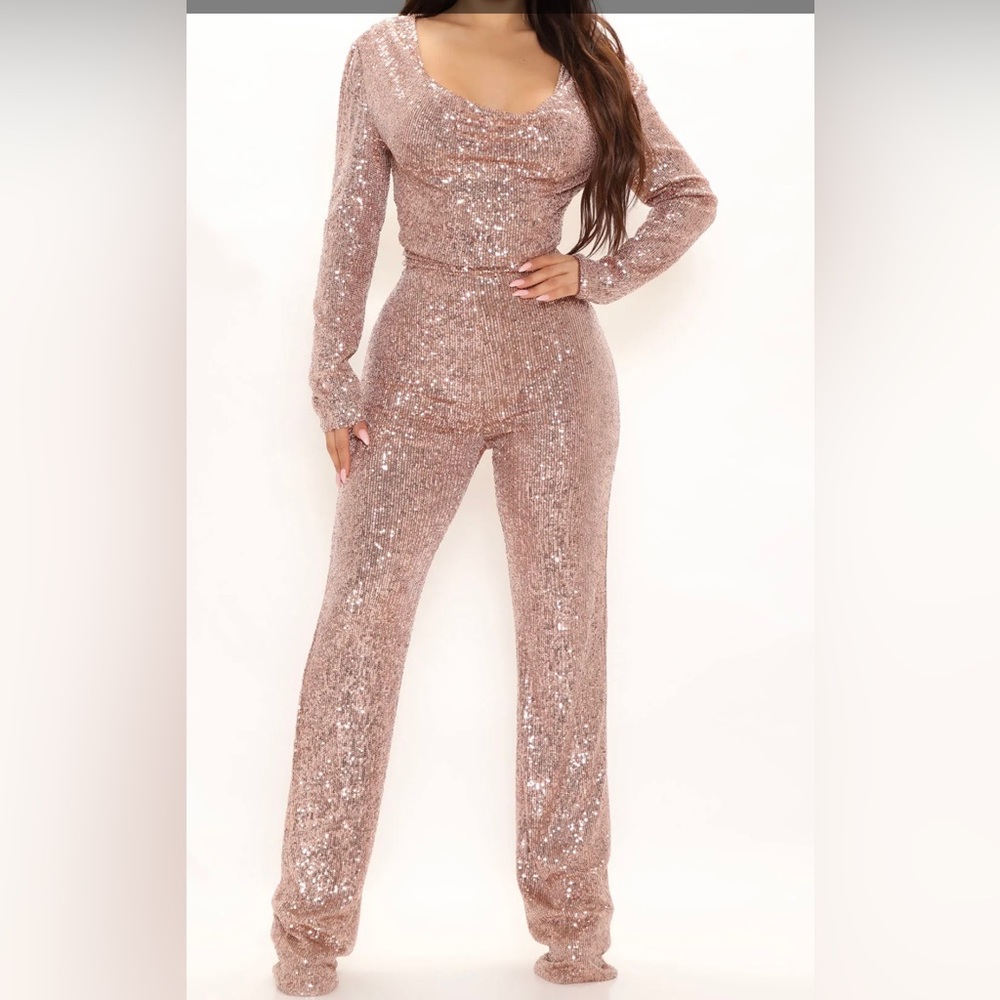 Fashion Nova High Class Sequin Jumpsuit NWT Size Large
